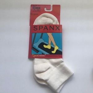 Spanx Athletic Socks White One Size